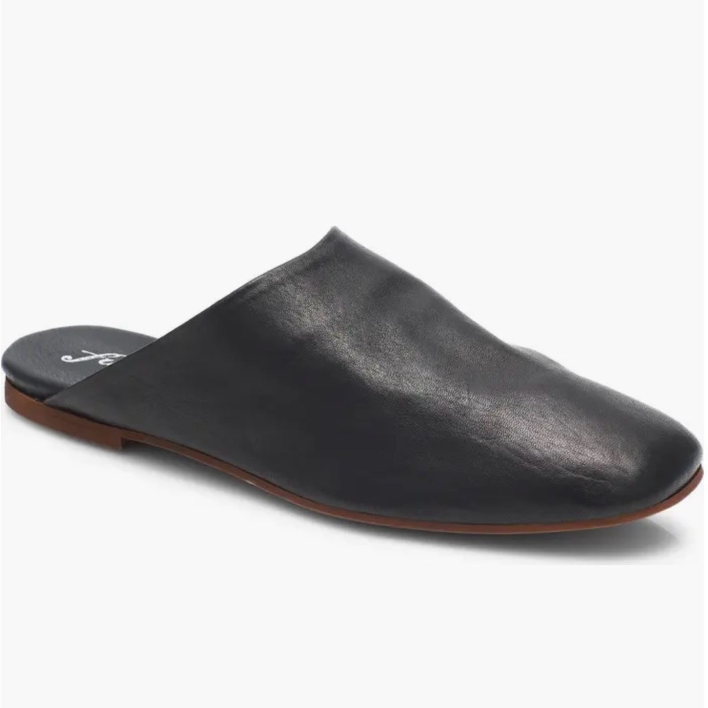 NWOT Free People Reese Mule size 39